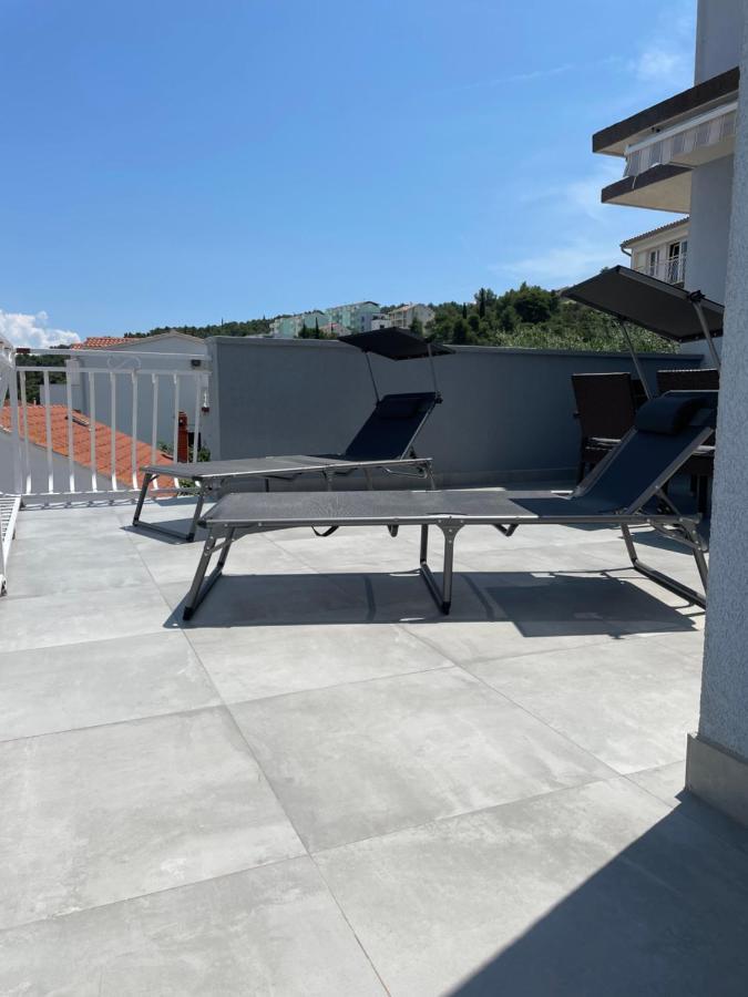 Apartment Roko Trogir Zewnętrze zdjęcie