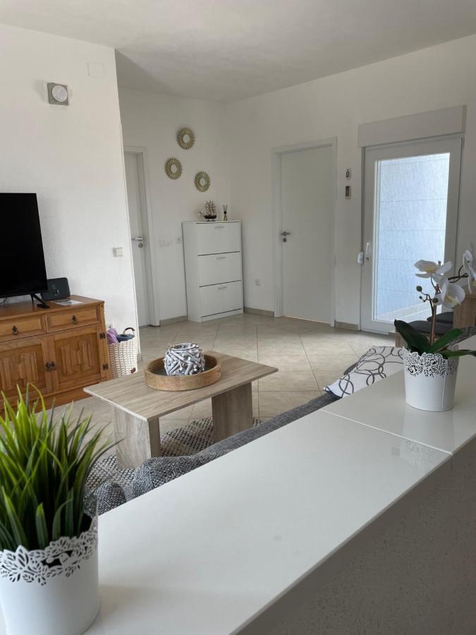 Apartment Roko Trogir Zewnętrze zdjęcie